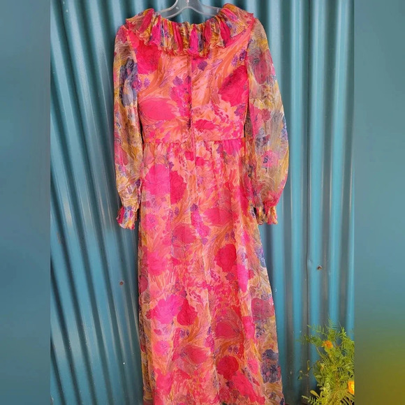 Vintage Pink Floral Chiffon Dress  Long Sleeves Long Small 70s Mrs, Roper - Picture 8 of 12